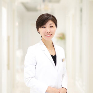Dr.Mikako