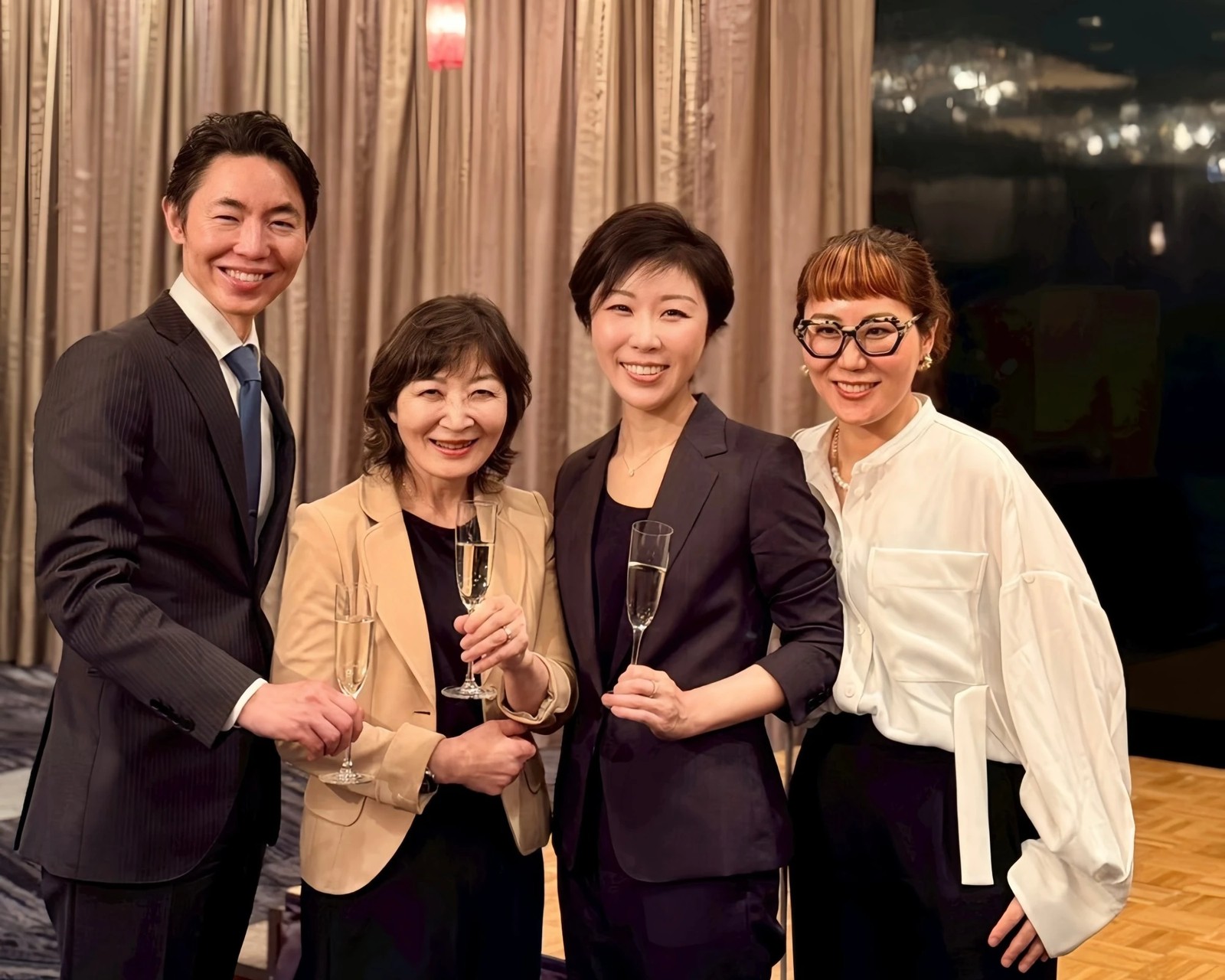 情報交換会にて、堀内祐紀先生・坪内利江子先生とともに